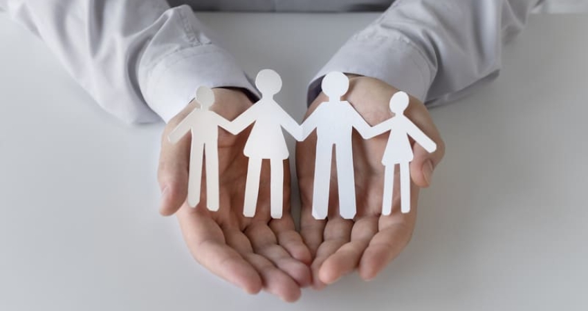  Sanitas vs Mapfre vs DKV vs Adeslas vs Asisa 